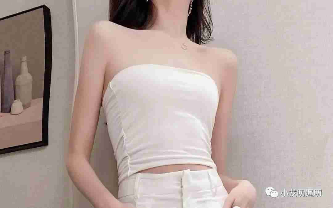 这身材就离谱了