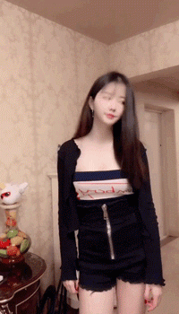 一张有魔力的图，你会慢慢凑近屏幕