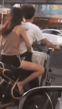 妹子，其实我的裤子也是有兜的！