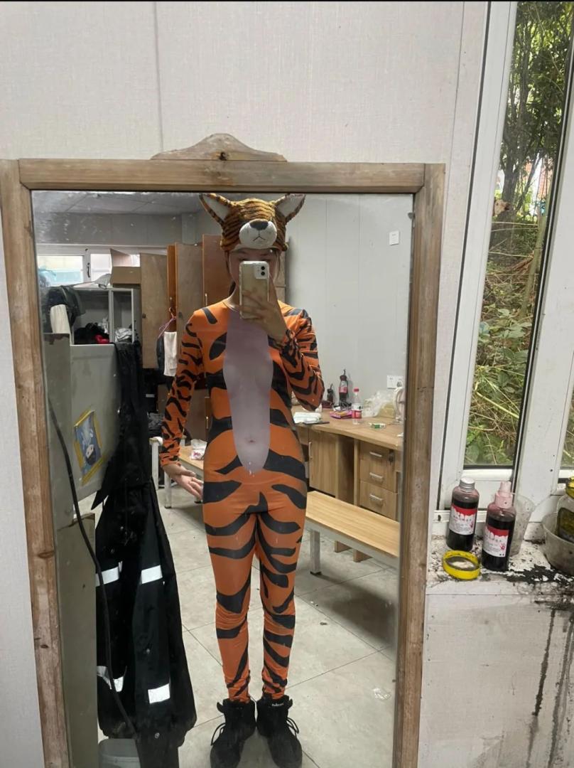 这母老虎怎么被“开肠破肚”了！