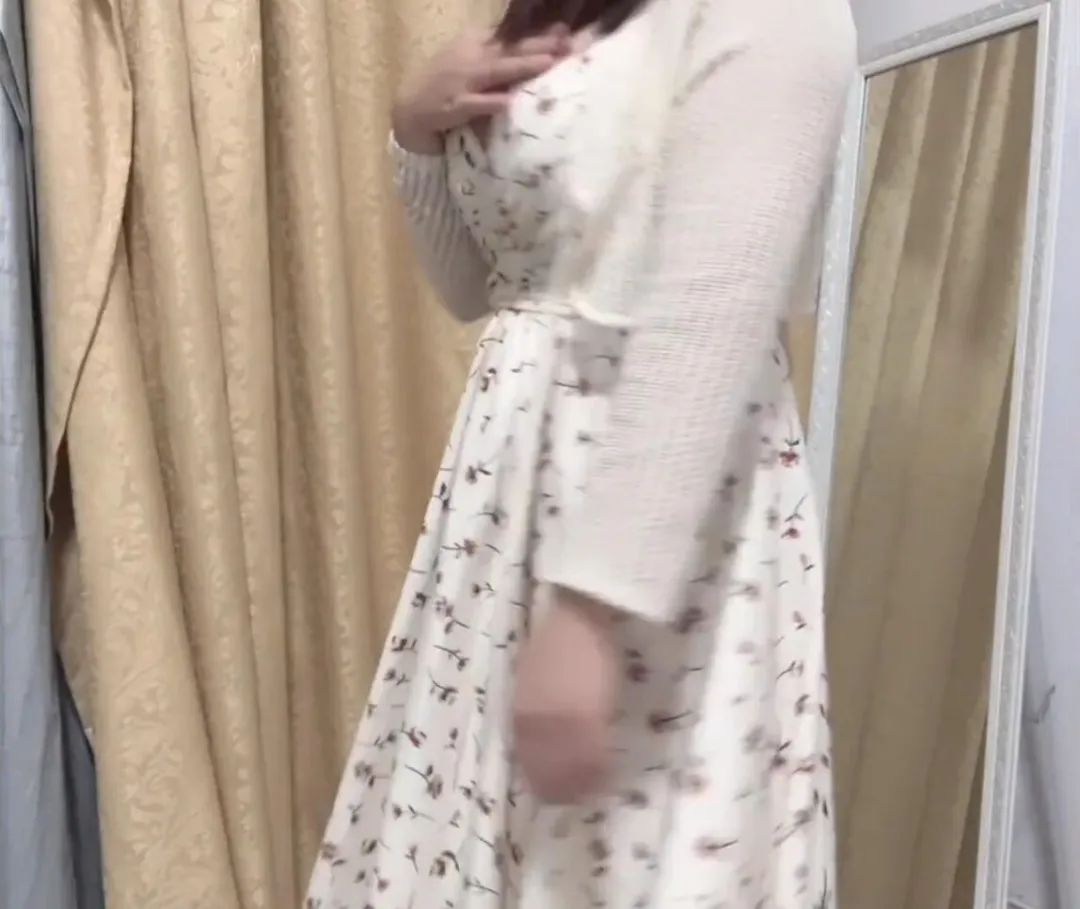 她用心保护隐私了，只是心有余而力不足！